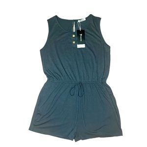 Yidarton | Women's Gray Sleeveless Plus Size Romper | Size 2X | NWT *BRAND NEW*